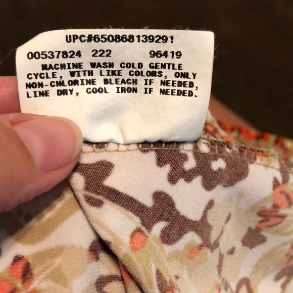 AB Studio Halter Top - Picture 6 of 6